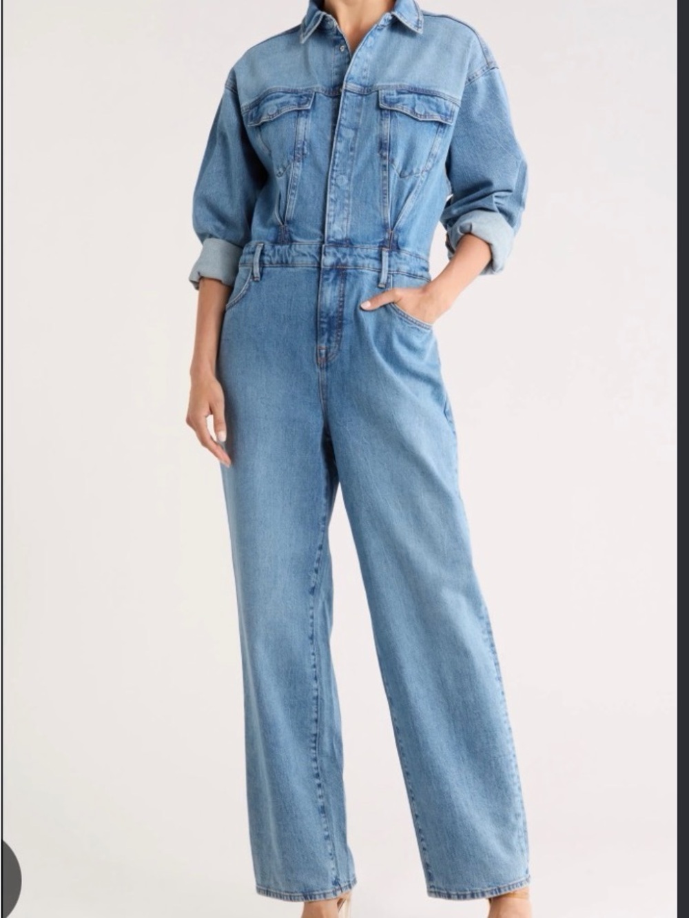 NWT Good American
Denim Oversized
Jumpsuit Indigo Light
Wash L/XL
GDUJUSU235